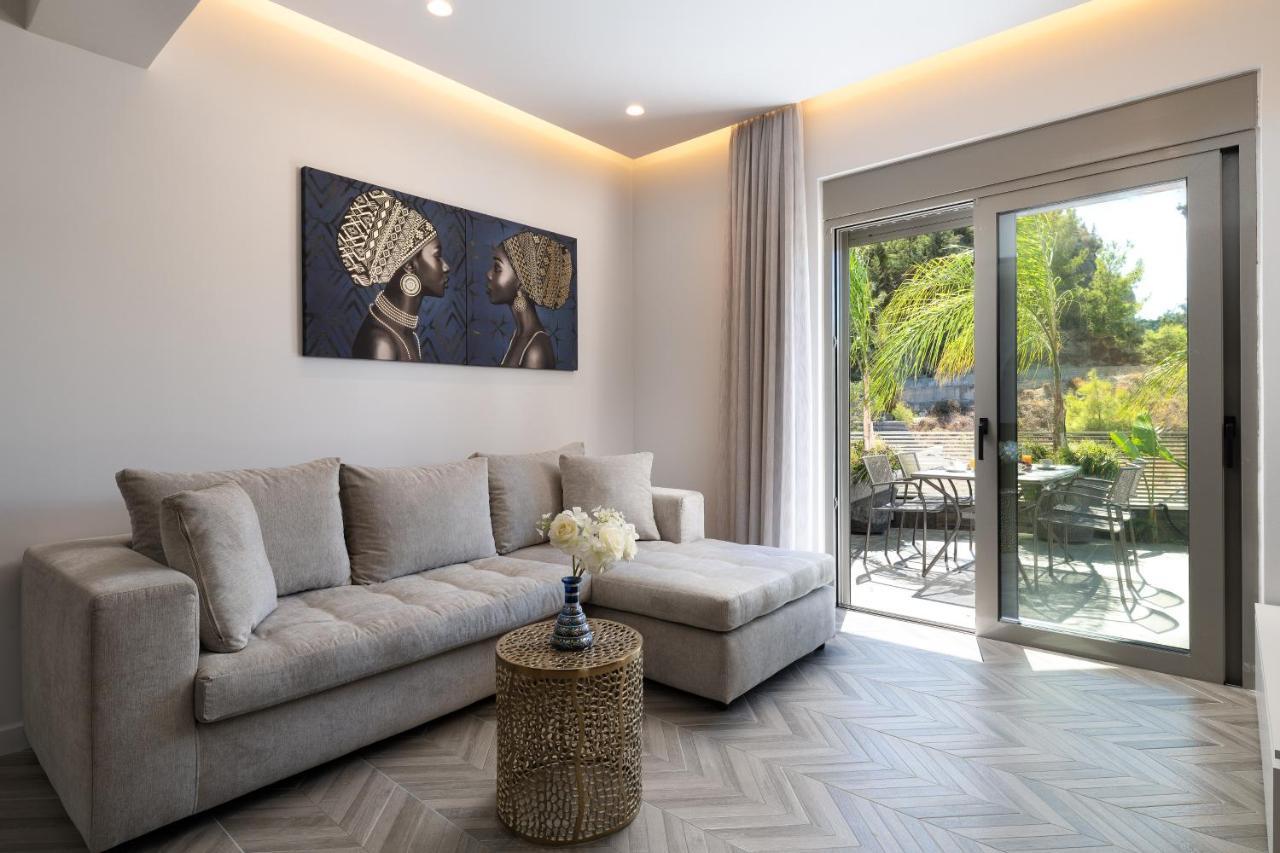 Anima Del Sol Villa Ixia  Exterior foto